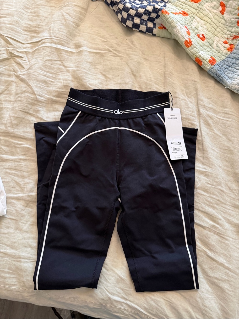 ALO Yoga Black Leggings with White Piping